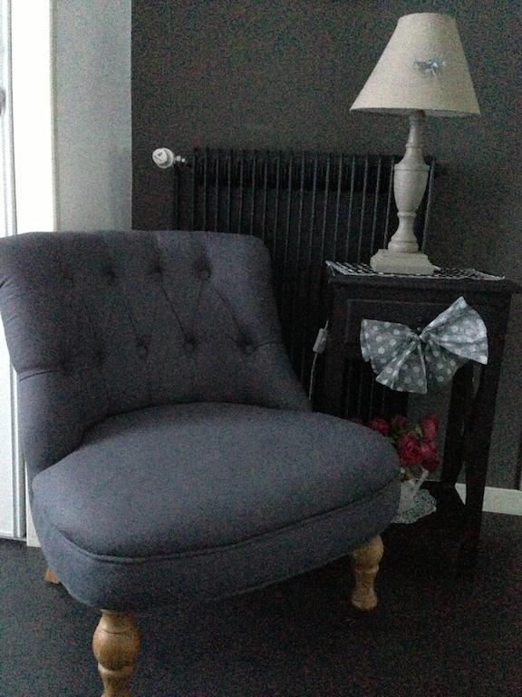 Le Lavoir Bed & Breakfast Châteauroux Стая снимка