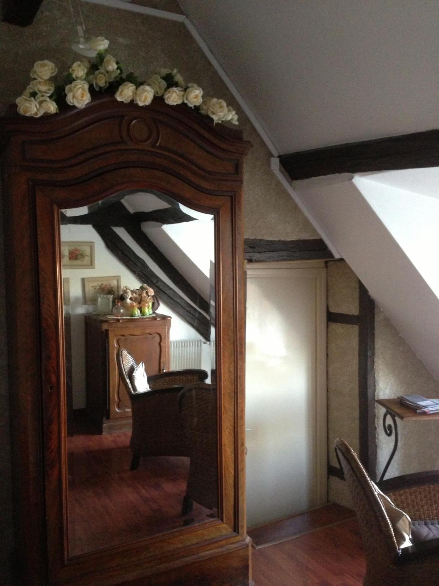 Le Lavoir Bed & Breakfast Châteauroux Екстериор снимка