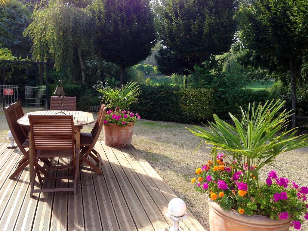 Le Lavoir Bed & Breakfast Châteauroux Екстериор снимка